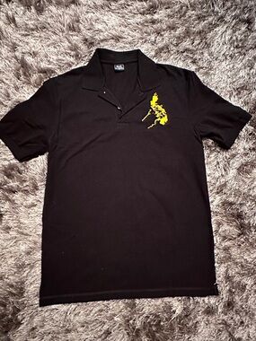 Le Tigre XL NWOT Black Polo Shirt with Yellow Chest Graphic